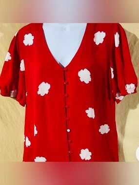 Banana Republic Red V-Neck Button-Front Blouse with White Floral Spots
